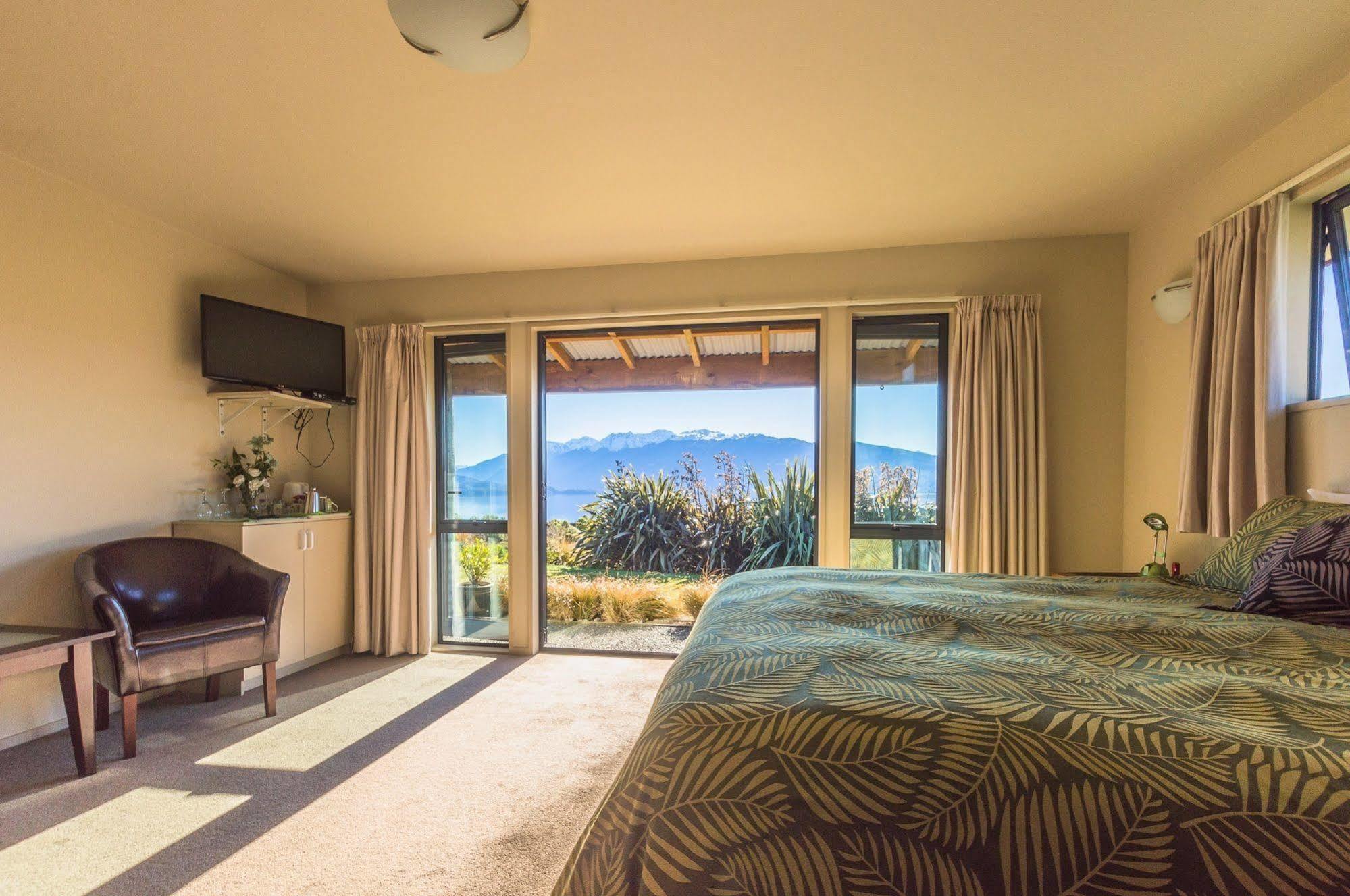 Loch Vista Bed & Breakfast เทอาเนา ภายนอก รูปภาพ